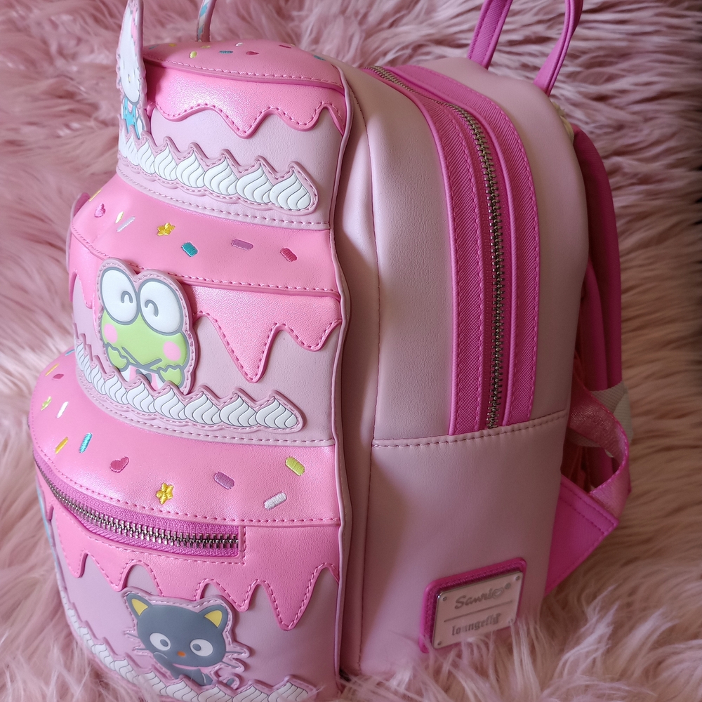 Loungefly Hello Kitty Birthday Cake Backpack - Picture 6 of 7